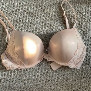 SOLD Shiny VS bra 32 C Like New worn once